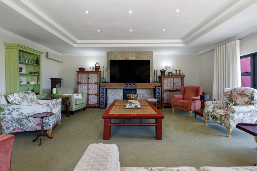 4 Bedroom Property for Sale in Greenways Golf Estate Western Cape